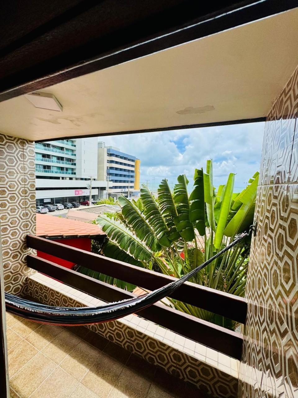 Quarto Familiar com Vista Mar