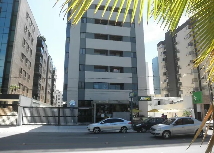 NA BEIRA MAR DE PAJUCARA - EDIFICIO NEO 2 - APARTAMENTO COM 02 QUARTOS - TEM VARANDA- VISTA LATERAL DO MAR - AVENIDA DOUTOR ANTONIO GOUVEIA 1081- CONSUMO ELETRICO É PAGO No CKECK-OUT 1KWH É 1,35 REIAS